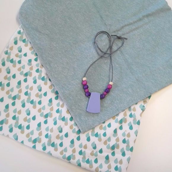 Silicone Bead Nursing Necklace - Picture 1 of 1
